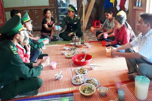 Tết của những công dân đặc biệt nơi miền biên cương