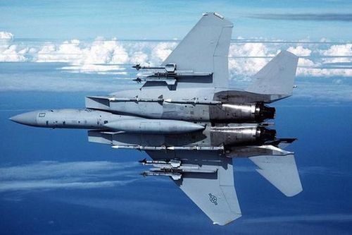 Đã có F-35 cực 'xịn xò', Không quân Mỹ vẫn mua thêm… F-15 cho chắc ăn