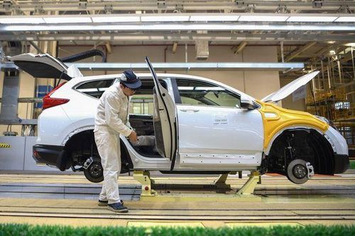Các hãng ôtô hoãn sản xuất tại các nhà máy ở Trung Quốc