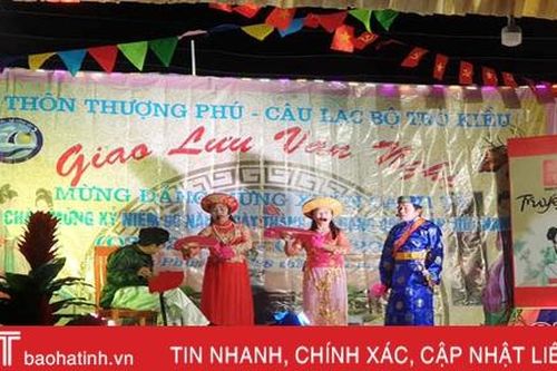 Người dân Hà Tĩnh nô nức xem trò Kiều khai hội đầu xuân