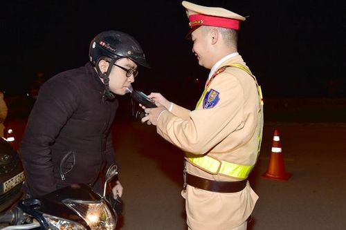 Kiểm soát chặt chẽ, xử lý nghiêm vi phạm về giao thông trật tự