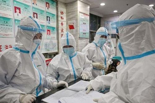 Mỗi tuần có bao nhiêu chuyến bay đi đến giữa Việt Nam và Trung Quốc?