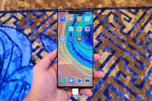 Vượt Apple, Huawei thành hãng smartphone lớn thứ 2 thế giới