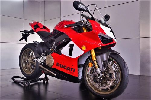 Ducati Panigale V4 phiên bản hiếm cập bến ĐNÁ, giá từ 88.000 USD