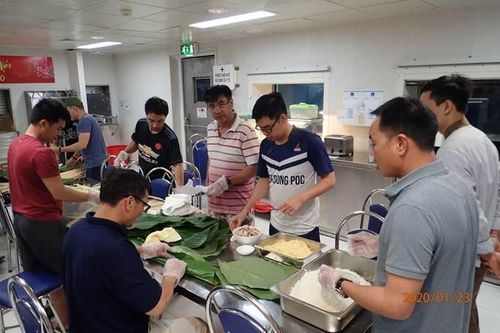 Mùa xuân của 'lính nhà giàn'
