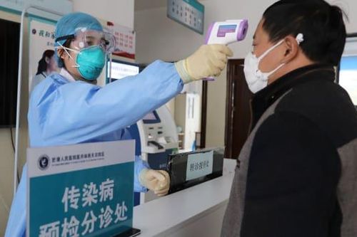 Anh ghi nhận 2 trường hợp đầu tiên nhiễm virus corona