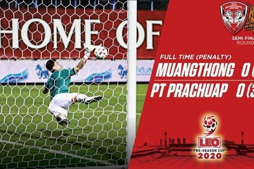 Văn Lâm cản phá 11m đưa Muangthong vào chung kết Leo Cup
