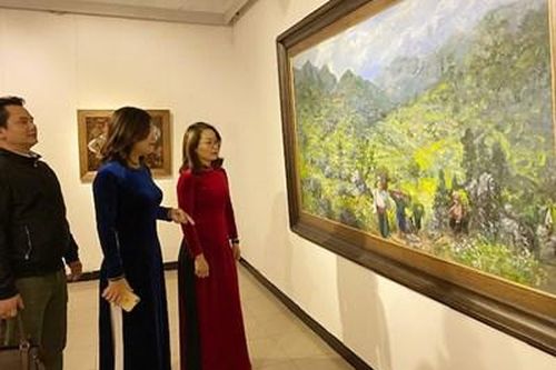 Trưng bày 70 tác phẩm 'Mừng Đảng, mừng Xuân Canh Tý 2020'