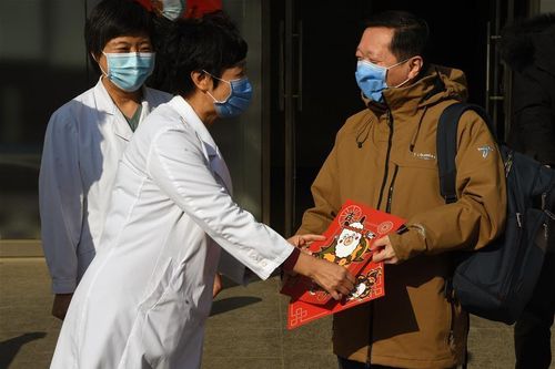Trung Quốc thông báo 3 loại thuốc hiệu quả với virus corona mới