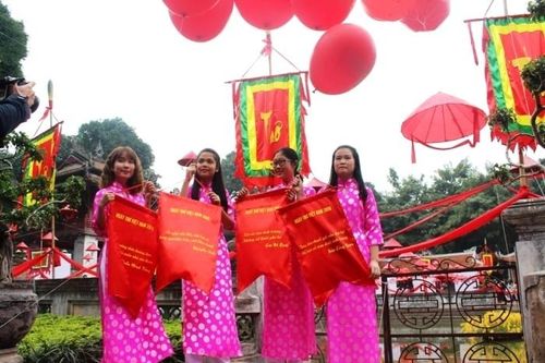 'Ngày thơ Việt Nam 2020' bị hoãn do e ngại dịch virus Corona