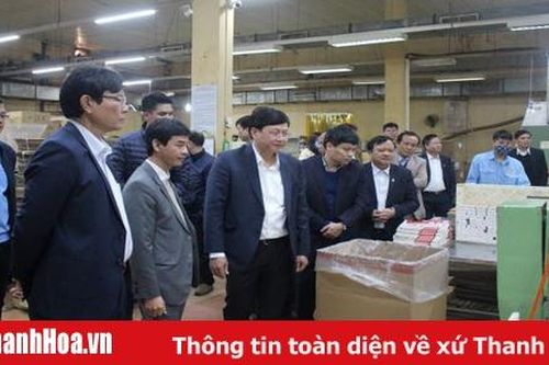 Phó Chủ tịch UBND tỉnh Mai Xuân Liêm thăm Công ty TNHH MTV Thuốc lá Thanh Hóa