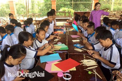 Nhiều khởi sắc trong giáo dục STEM