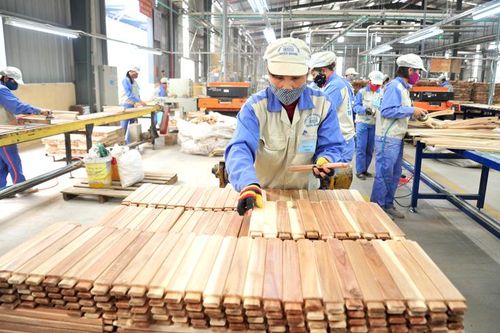 Sôi nổi không khí lao động sản xuất đầu năm
