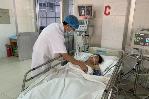 Báo động đỏ nội viện cứu sống bệnh nhân vết thương tim nguy kịch