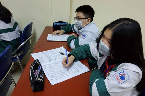 Ráo riết chống dịch trong trường học