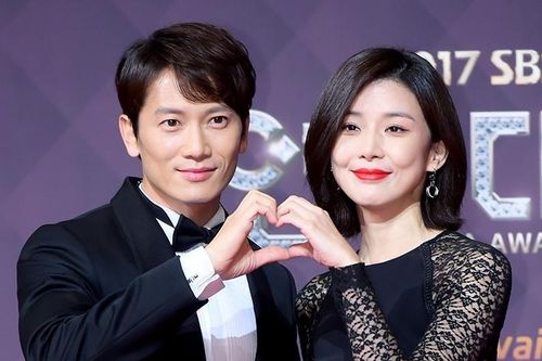 Ba cặp vợ chồng kiểu mẫu của showbiz Hàn