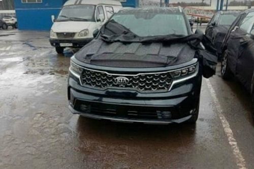 Rò rỉ hình ảnh Kia Sorento 2021 trước ngày ra mắt