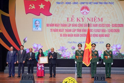 Thủ tướng: Đưa Vĩnh Phúc thành tỉnh giàu có, phồn vinh như lời dặn của Bác Hồ