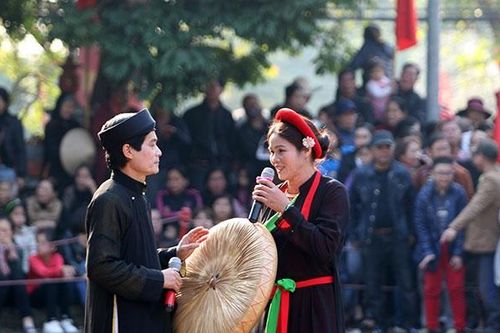 Đề nghị tạm dừng tất cả các lễ hội chưa khai mạc