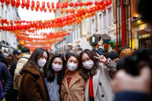Thời dịch virus corona: Cuộc sống trong chiếc khẩu trang