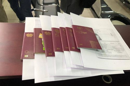 Đoàn bay tình nguyện châu Âu từ Việt Nam tìm cách đến tâm dịch Vũ Hán