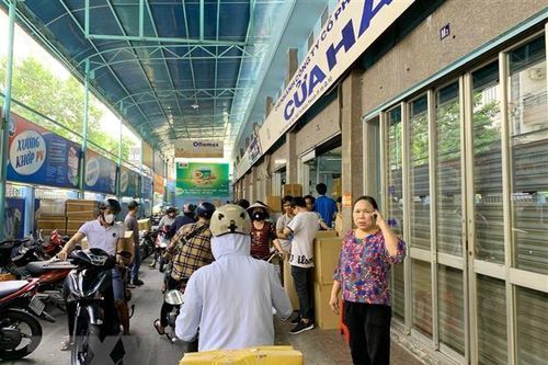 TP.HCM xử lý nghiêm đối tượng đội giá khẩu trang, nước sát trùng