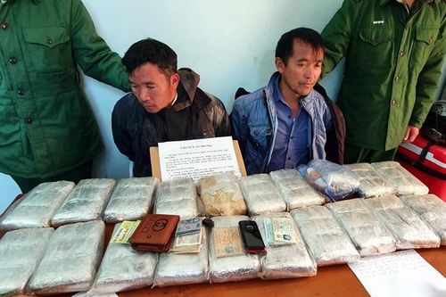 Phá Chuyên án ĐB120P, bắt 2 đối tượng, thu giữ 120.000 viên ma túy tổng hợp