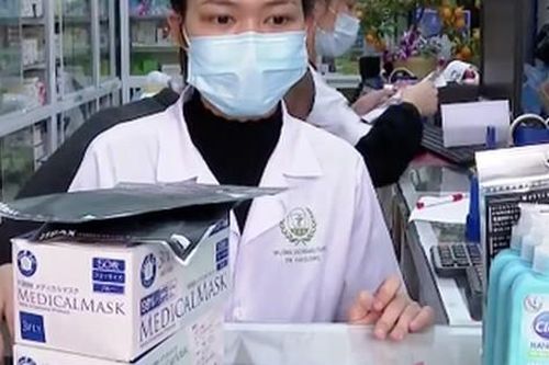 Xử lý hình sự người lợi dụng tình hình corona găm hàng khẩu trang để đầu cơ