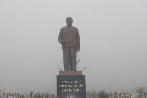 Khánh thành tượng đài Tổng Bí thư Trường Chinh