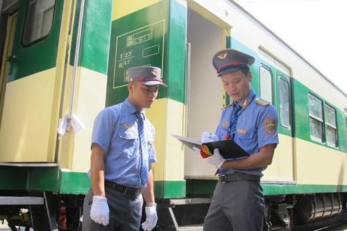 Đường sắt đề xuất dừng chạy tàu liên vận Hà Nội-Đồng Đăng
