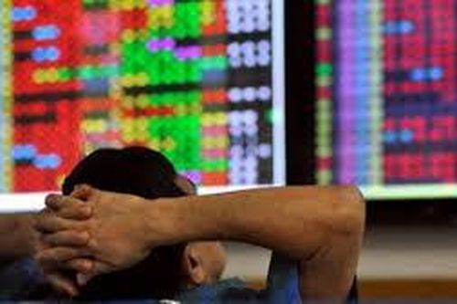 Chứng khoán lao dốc vì virus Corona, bao giờ nhà đầu tư nên 'bắt đáy'?