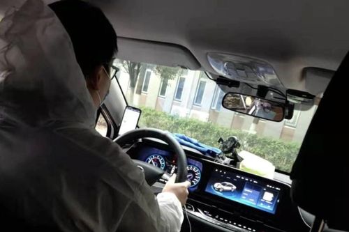 Tài xế taxi Vũ Hán nhớ những ngày tắc đường, chấp nhận lái xe miễn phí