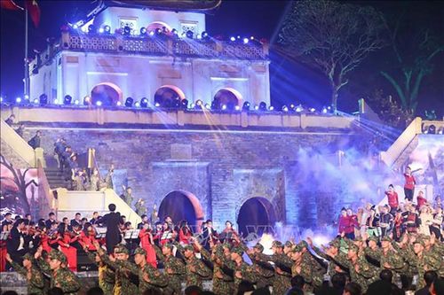 Cầu truyền hình 'Ánh sáng niềm tin' - bài ca về niềm tin, lòng dũng cảm