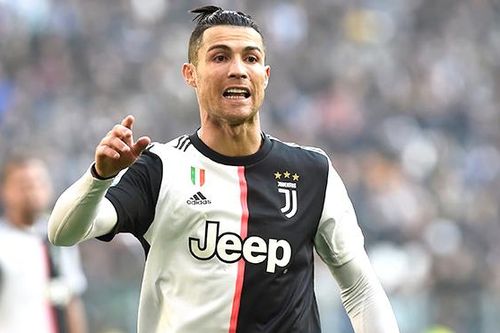 Bóng đá Ý: Ronaldo lại tỏa sáng, Milan mất điểm khi vắng Ibra
