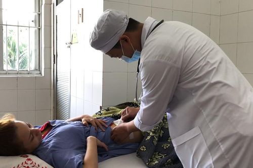 Vỡ thai ngoài tử cung, một sản phụ được cứu sống