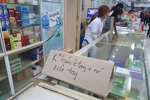 Điều tra người kêu gọi 'không bán khẩu trang, đã có nhà nước lo'