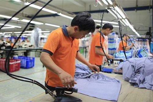 Nới cơ chế FDI vay ngân hàng ngoại: Nên hay không?