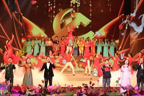 Đảng trong trái tim văn nghệ sĩ