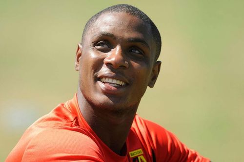 Ighalo được so sánh với Eric Cantona tại MU