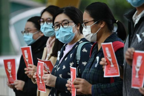 Lãnh đạo bệnh viện Hong Kong xin nhân viên ngừng đình công