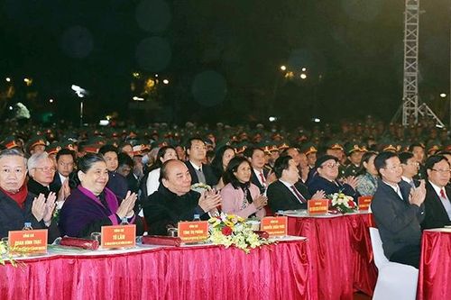 Cầu truyền hình 'Ánh sáng niềm tin'