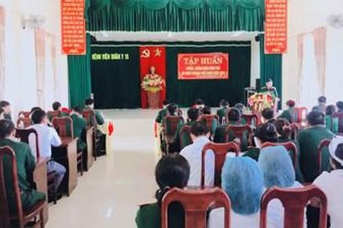 Bệnh viện Quân y 15 tổ chức tập huấn phòng, chống bệnh viêm phổi cấp do virus Corona