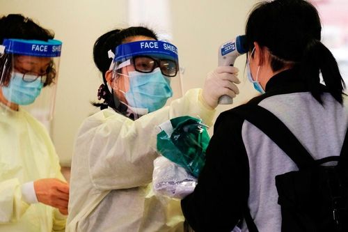 Bệnh nhân Hong Kong đầu tiên tử vong, Malaysia xác nhận đã có công dân nhiễm bệnh
