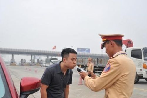 Xử lý hơn 17 nghìn lái xe vi phạm nồng độ cồn trong tháng 1/2020