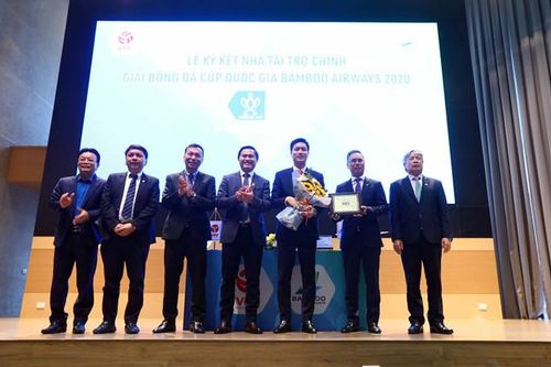 Cúp Quốc gia lùi tới tháng 4 vì dịch corona