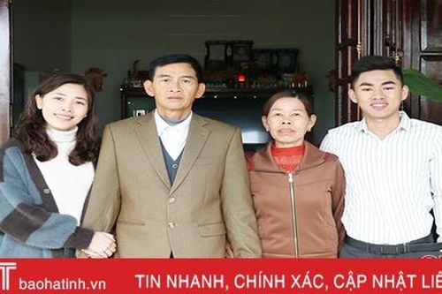 Từ cô sinh viên nghèo ở Hà Tĩnh đến quản lý của trường đại học tại Singapore