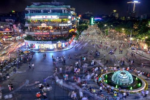 Hà Nội tạm dừng hoạt động không gian đi bộ hồ Hoàn Kiếm để phòng dịch bệnh nCoV