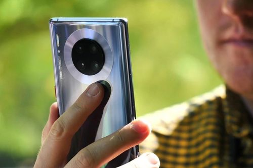 Huawei nên ngừng khẳng định không cần Google