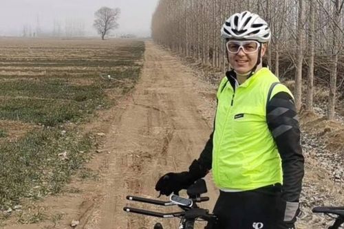 Du khách đạp xe 350 km qua Hà Bắc giữa những ngày dịch cúm corona