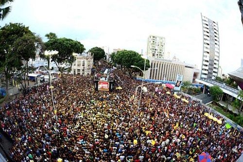 Lễ hội Carnaval ở Braxin: Trải nghiệm độc nhất vô nhị